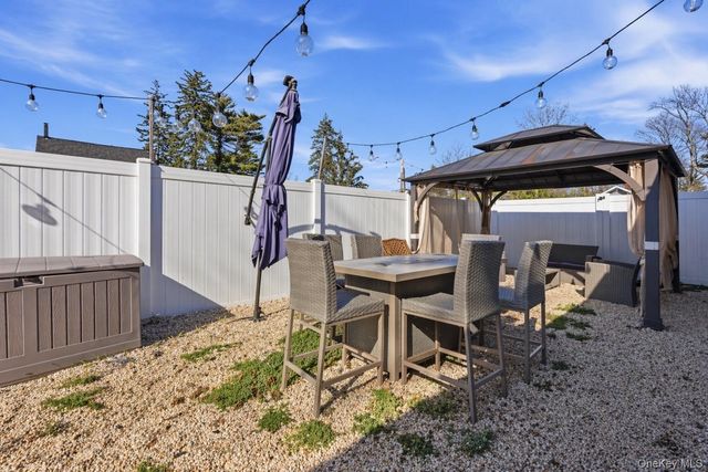 108 4th Street, Brentwood, NY 11717