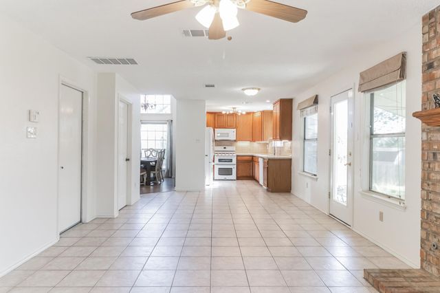 7801 Callbram LN, Austin, TX 78736