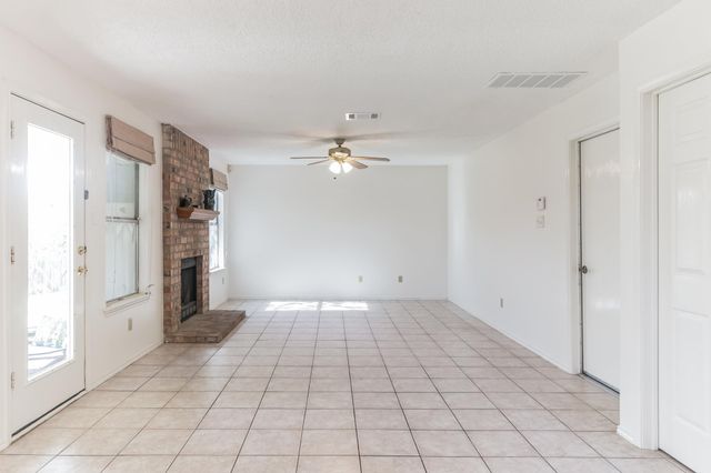 7801 Callbram LN, Austin, TX 78736