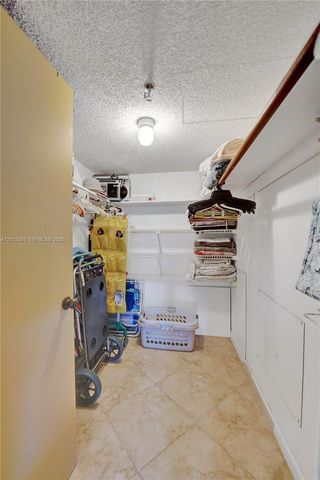 250 181st Dr 214, Sunny Isles Beach, FL 33160