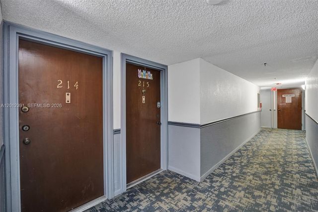 250 181st Dr 214, Sunny Isles Beach, FL 33160