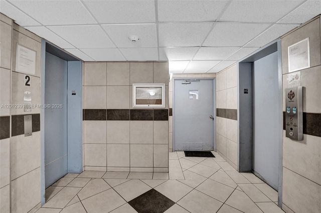 250 181st Dr 214, Sunny Isles Beach, FL 33160