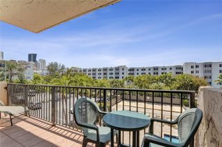 250 181st Dr 214, Sunny Isles Beach, FL 33160