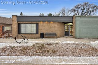 18120 Mack Avenue, Grosse Pointe, MI 48230