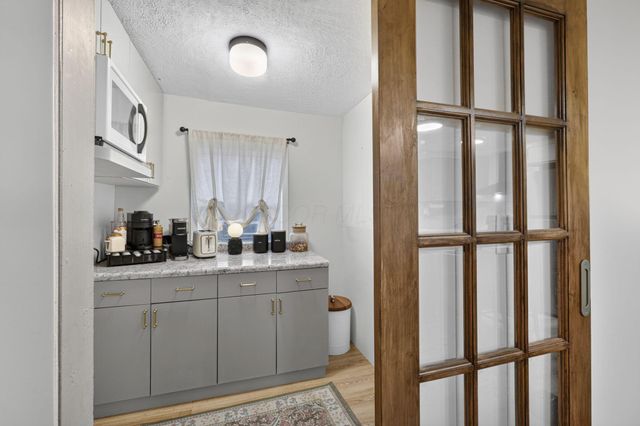 114 N Main Street, Pleasantville, OH 43148