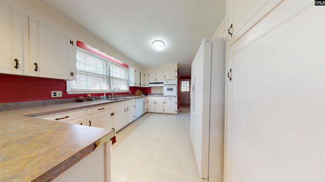 8718 Gnadenhunt Rd, Columbia, SC 29209