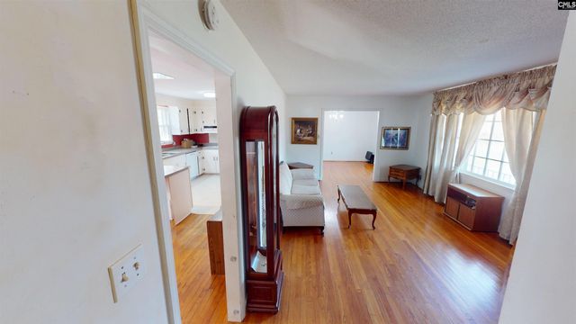 8718 Gnadenhunt Rd, Columbia, SC 29209