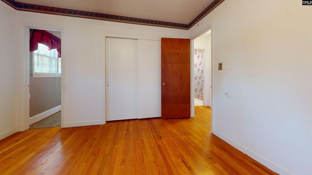 8718 Gnadenhunt Rd, Columbia, SC 29209