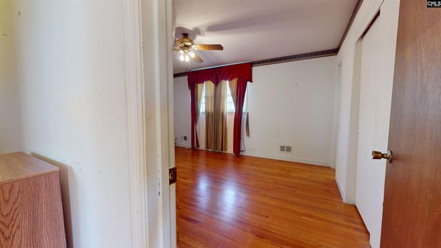 8718 Gnadenhunt Rd, Columbia, SC 29209