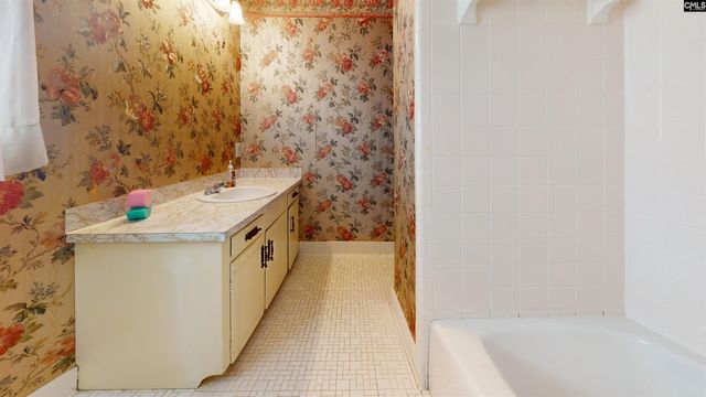 8718 Gnadenhunt Rd, Columbia, SC 29209