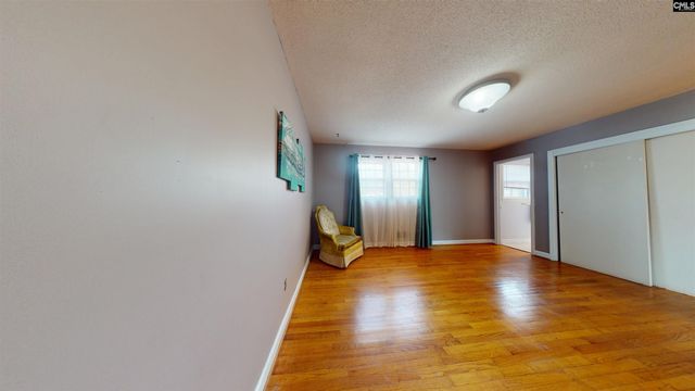 8718 Gnadenhunt Rd, Columbia, SC 29209