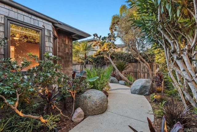 2034 Mackinnon Avenue, Cardiff By The Sea, CA 92007