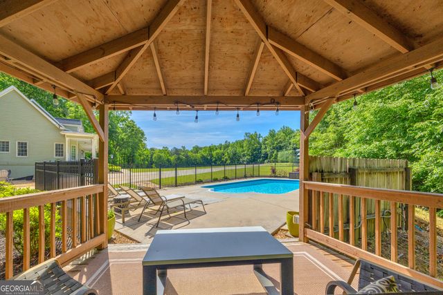 533 Emory Chambers Road, Lula, GA 30554