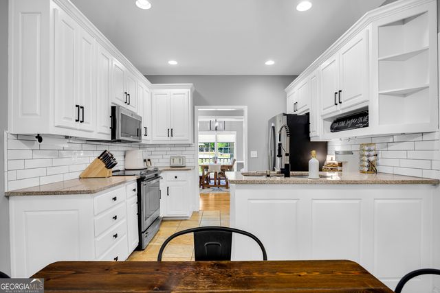 533 Emory Chambers Road, Lula, GA 30554