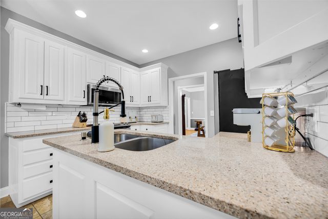 533 Emory Chambers Road, Lula, GA 30554