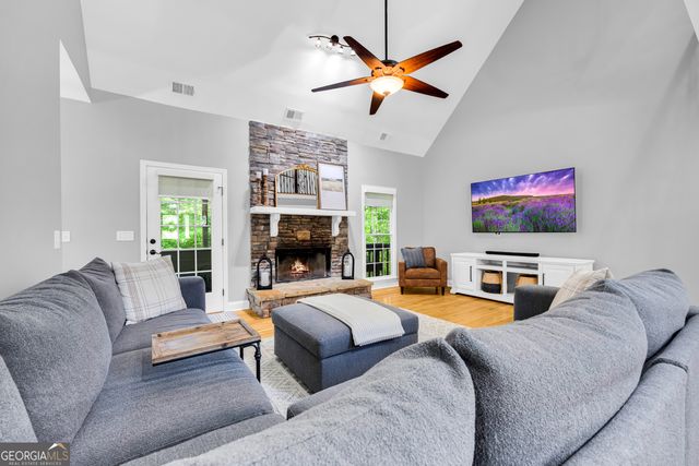 533 Emory Chambers Road, Lula, GA 30554