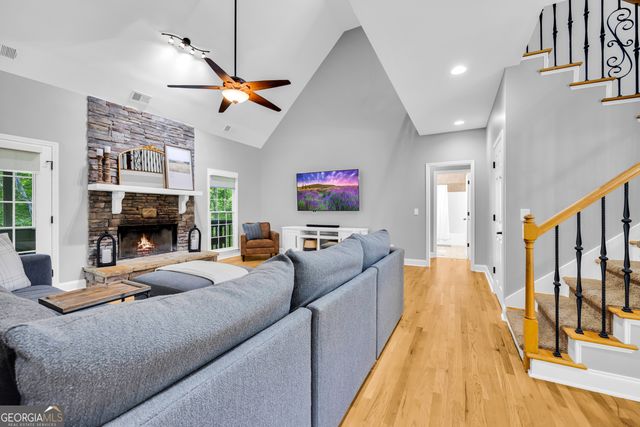 533 Emory Chambers Road, Lula, GA 30554