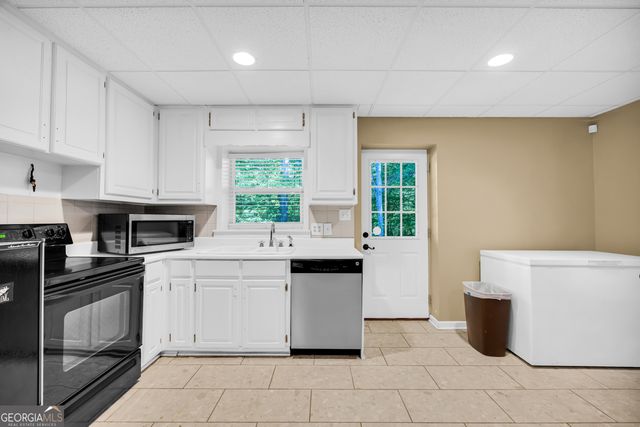 533 Emory Chambers Road, Lula, GA 30554