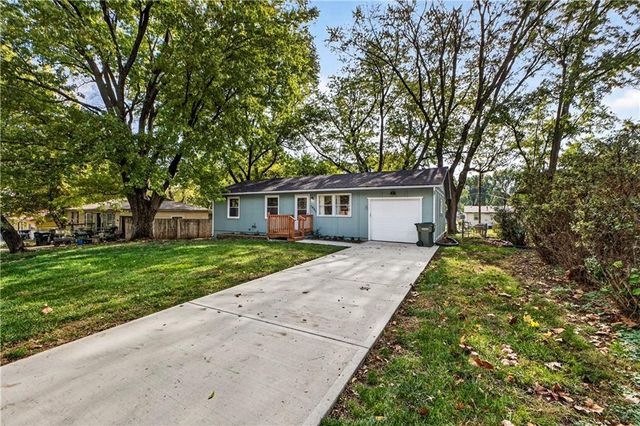 1927 Pottawatomie Street, Leavenworth, KS 66048