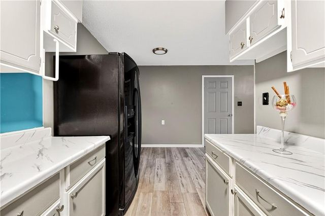 1927 Pottawatomie Street, Leavenworth, KS 66048