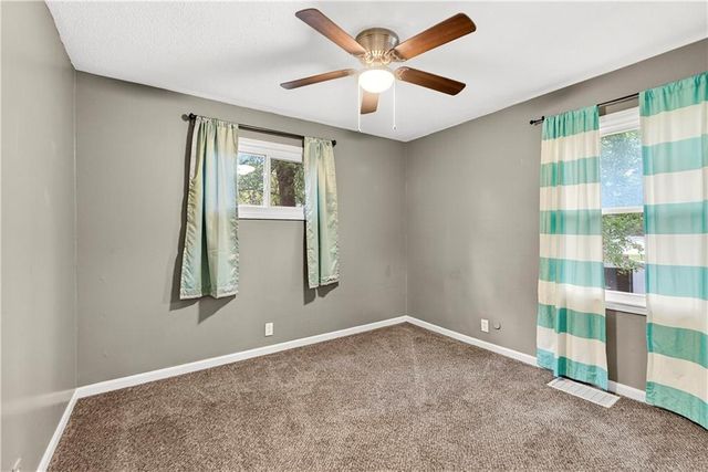 1927 Pottawatomie Street, Leavenworth, KS 66048