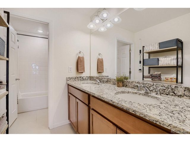 23588 E Ida Dr D, Aurora, CO 80016