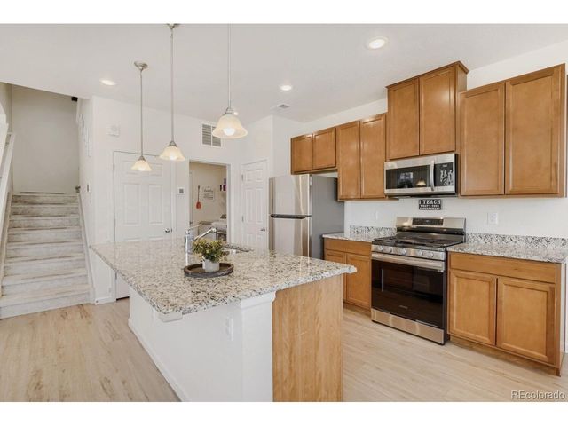 23588 E Ida Dr D, Aurora, CO 80016