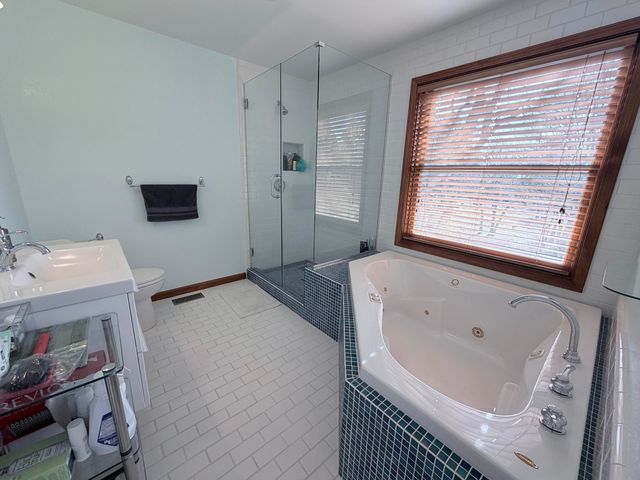 6245 Coopers Hawk Road, Klamath Falls, OR 97601