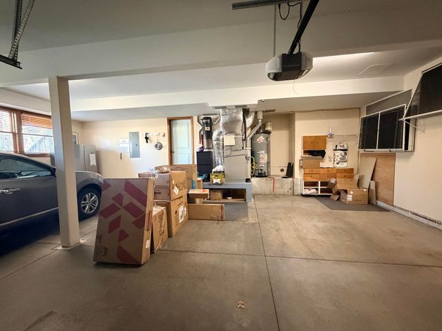 6245 Coopers Hawk Road, Klamath Falls, OR 97601