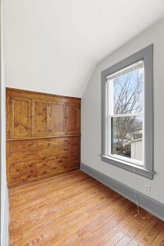 902 Dodd Road, West Saint Paul, MN 55118