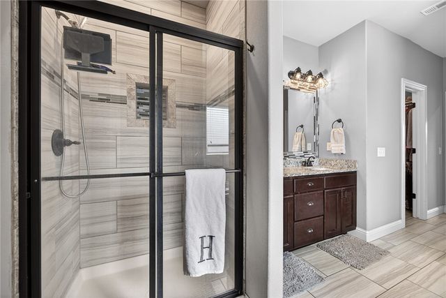 117 Colville Street, Lowell, AR 72745