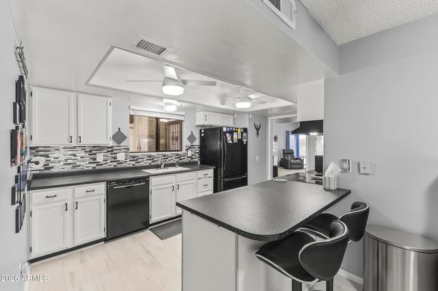 20018 N 124TH Drive, Sun City West, AZ 85375