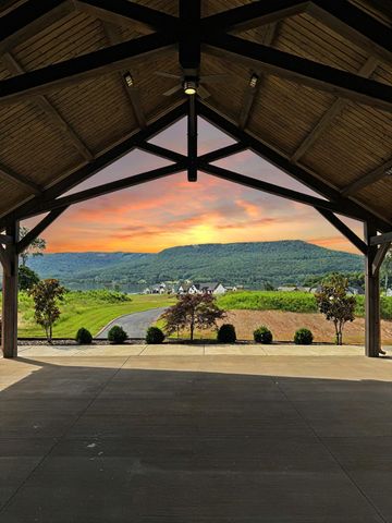 545 Clubhouse Drive, Jasper, TN 37347