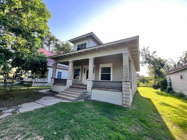 334 N NEW YORK AVE, Wichita, KS 67214