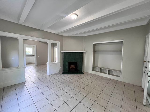 334 N NEW YORK AVE, Wichita, KS 67214