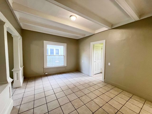 334 N NEW YORK AVE, Wichita, KS 67214