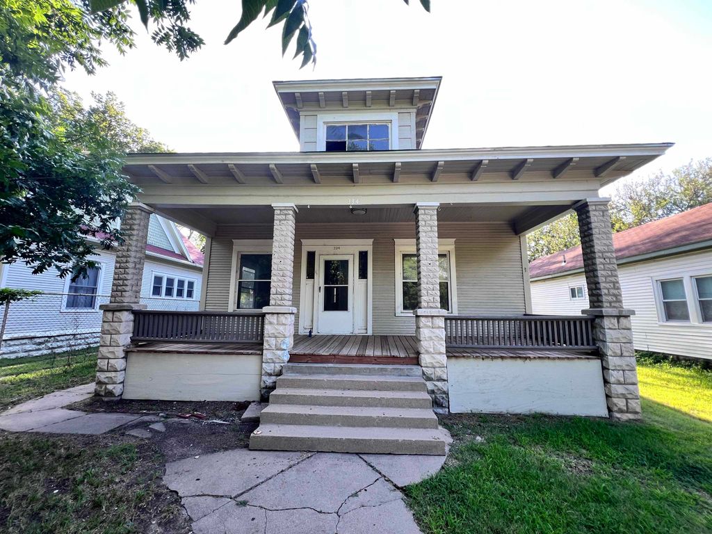 334 N NEW YORK AVE, Wichita, KS 67214