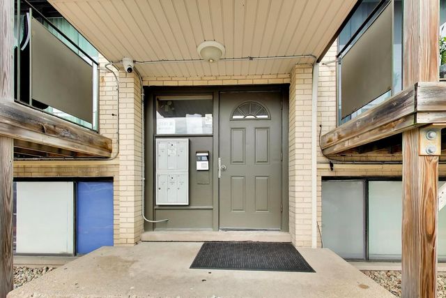 5101 N EAST RIVER Road 1K, Chicago, IL 60656