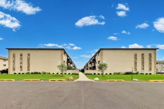 5101 N EAST RIVER Road 1K, Chicago, IL 60656