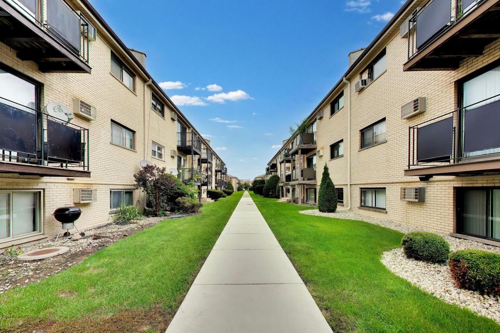 5101 N EAST RIVER Road 1K, Chicago, IL 60656 — photo 3