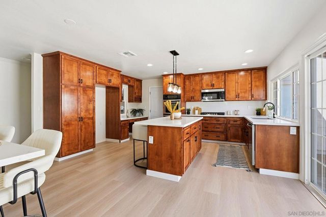 564 Azalea Street, Chula Vista, CA 91911