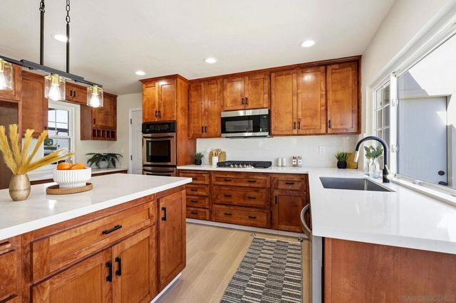 564 Azalea Street, Chula Vista, CA 91911