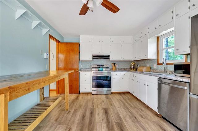 1797 Kelvin Drive, Lawrenceville, GA 30043