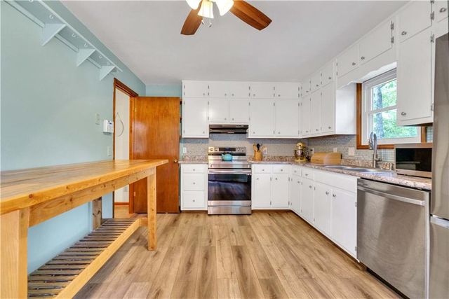 1797 Kelvin Drive, Lawrenceville, GA 30043