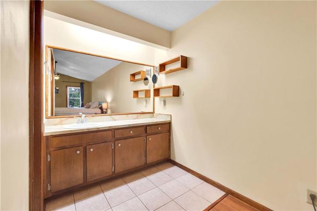 1797 Kelvin Drive, Lawrenceville, GA 30043