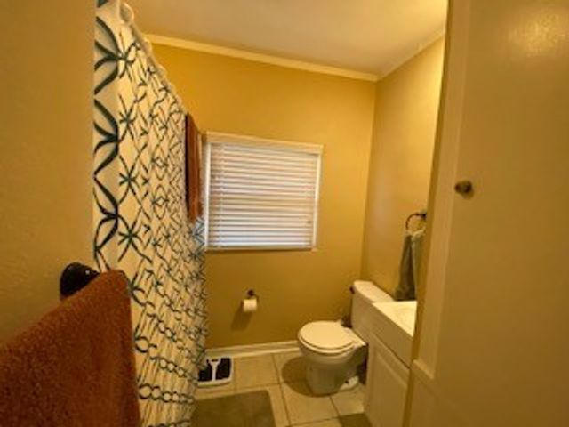 3904 Carolyn Road, Fort Worth, TX 76109