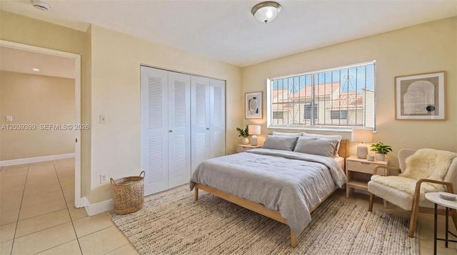 2730 W 61st Pl 201, Hialeah, FL 33016