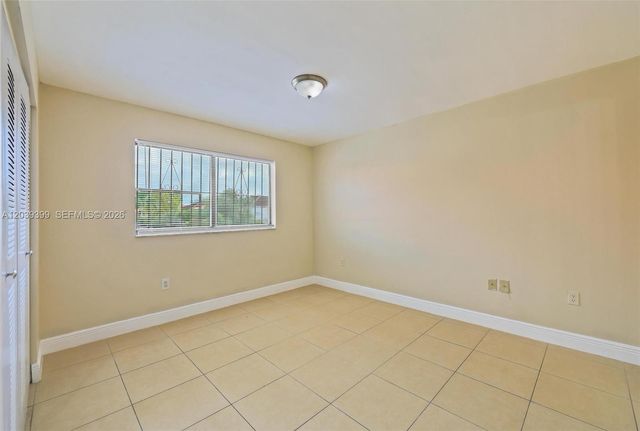 2730 W 61st Pl 201, Hialeah, FL 33016