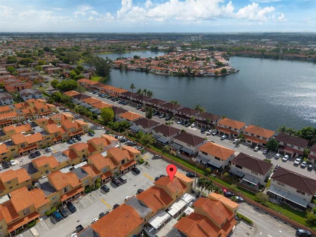 2730 W 61st Pl 201, Hialeah, FL 33016