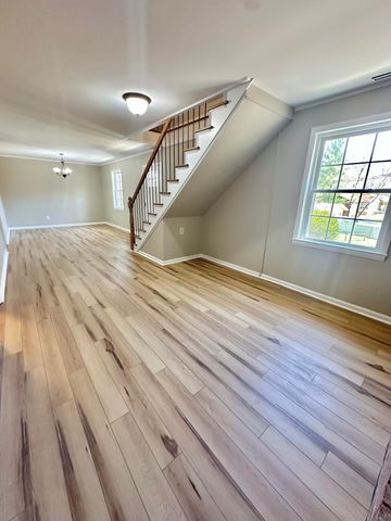 105 Ridgewood CIR, Covington, VA 24426